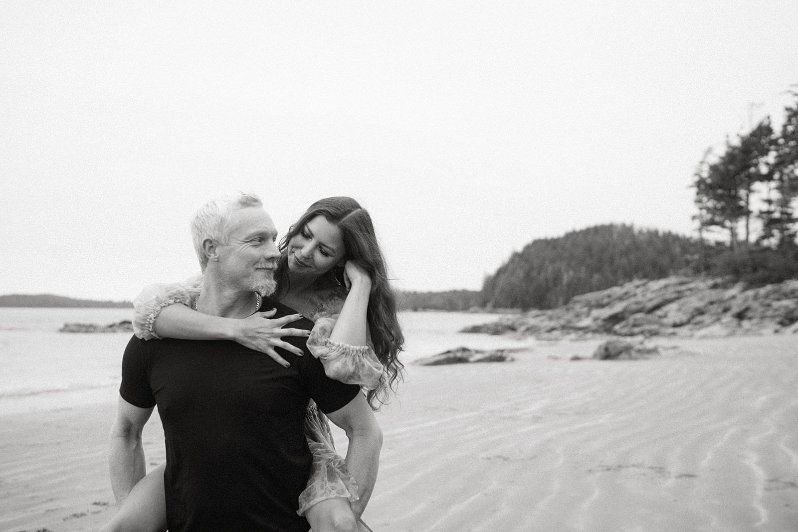 Vanessa and Cam on the beach